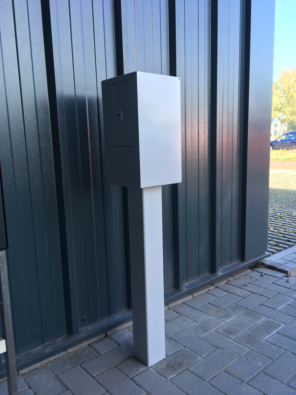 Sockel zur Montage einer Schlüssel-Annahme Dropbox - EICHNER - Ihr